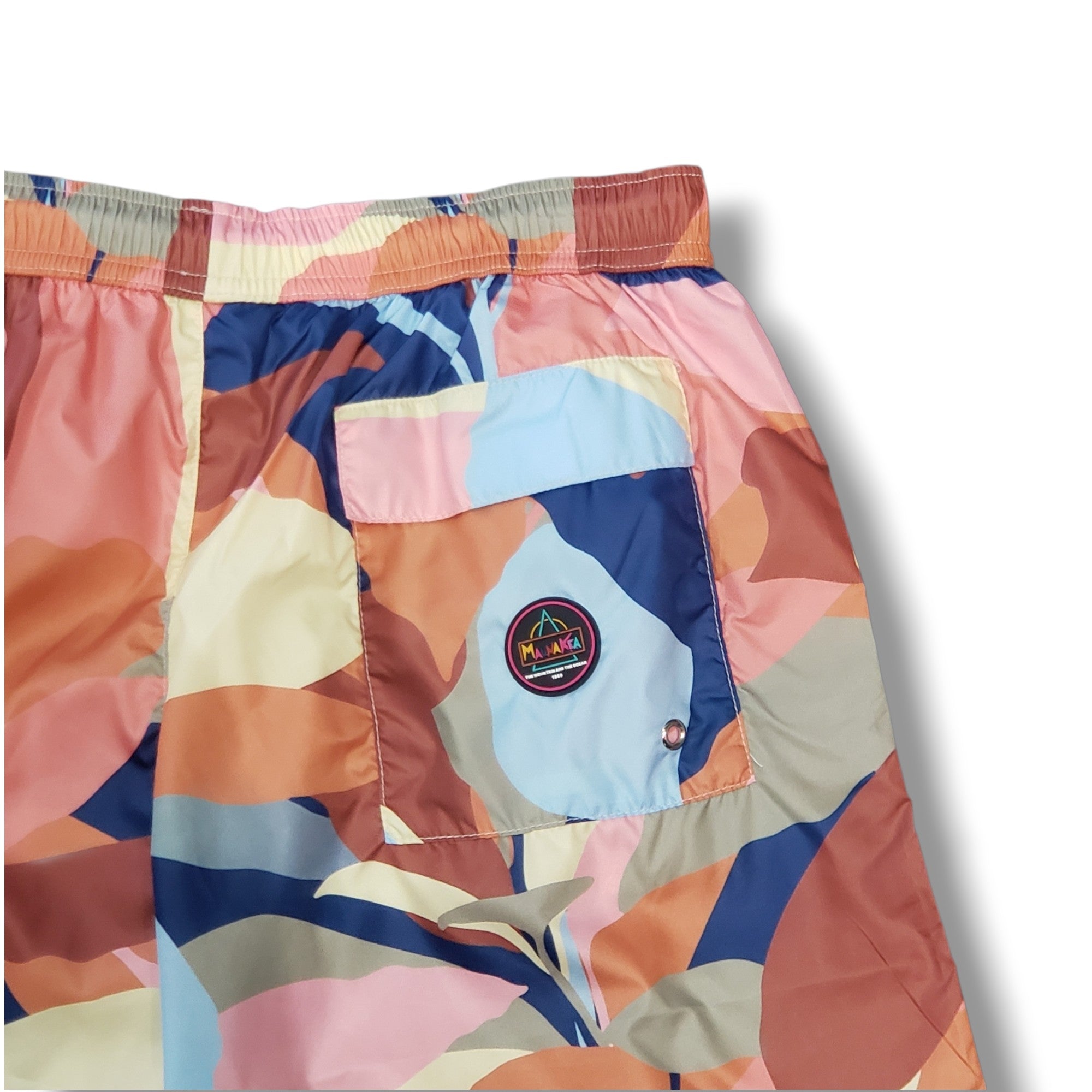 Mauna Kea ドローストリングショートパンツ (MULTI）