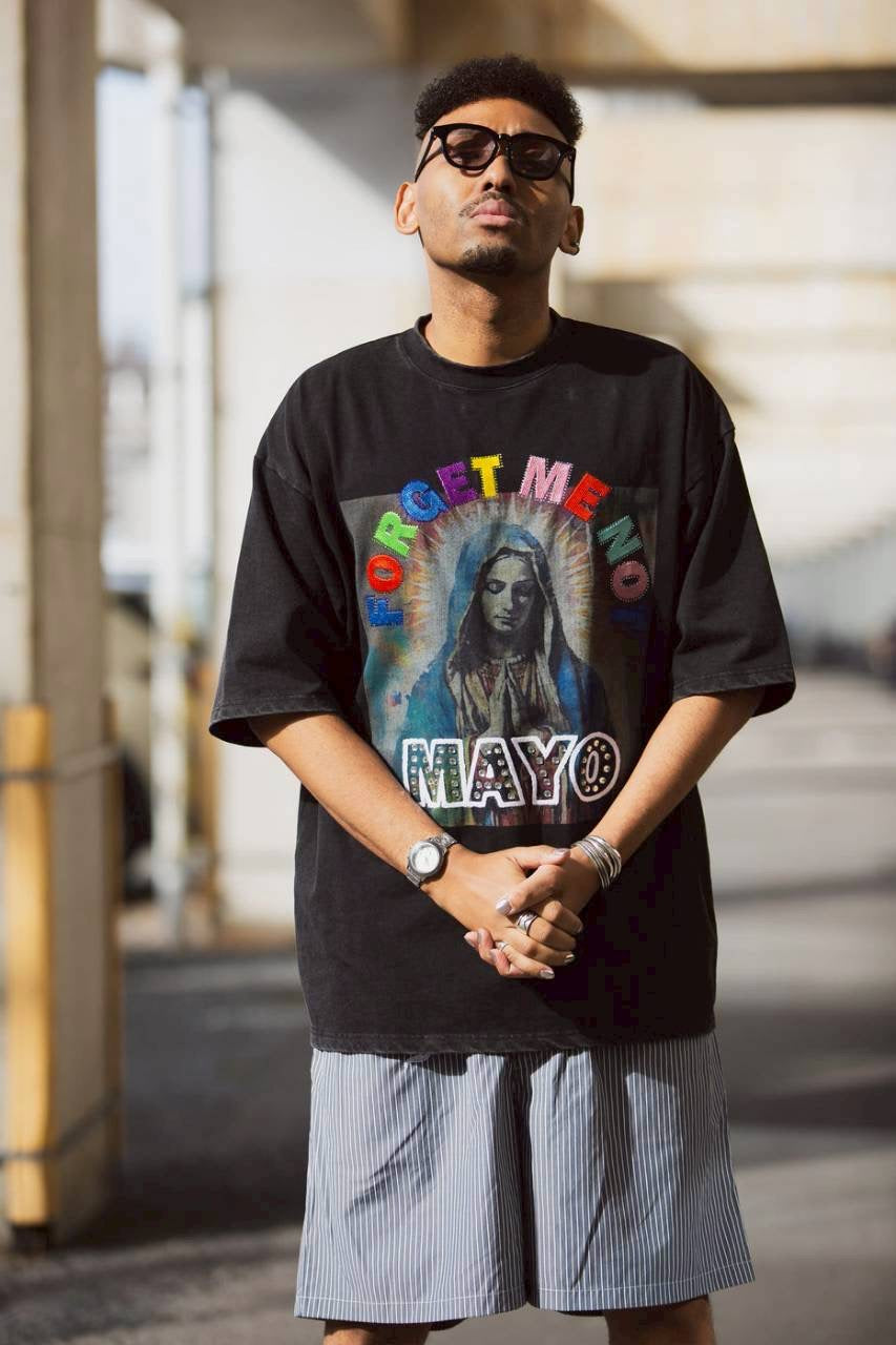 MARIA EMBROIDERY & PRINT RHINE STONE SHORT SLEEVE TEE BLACK